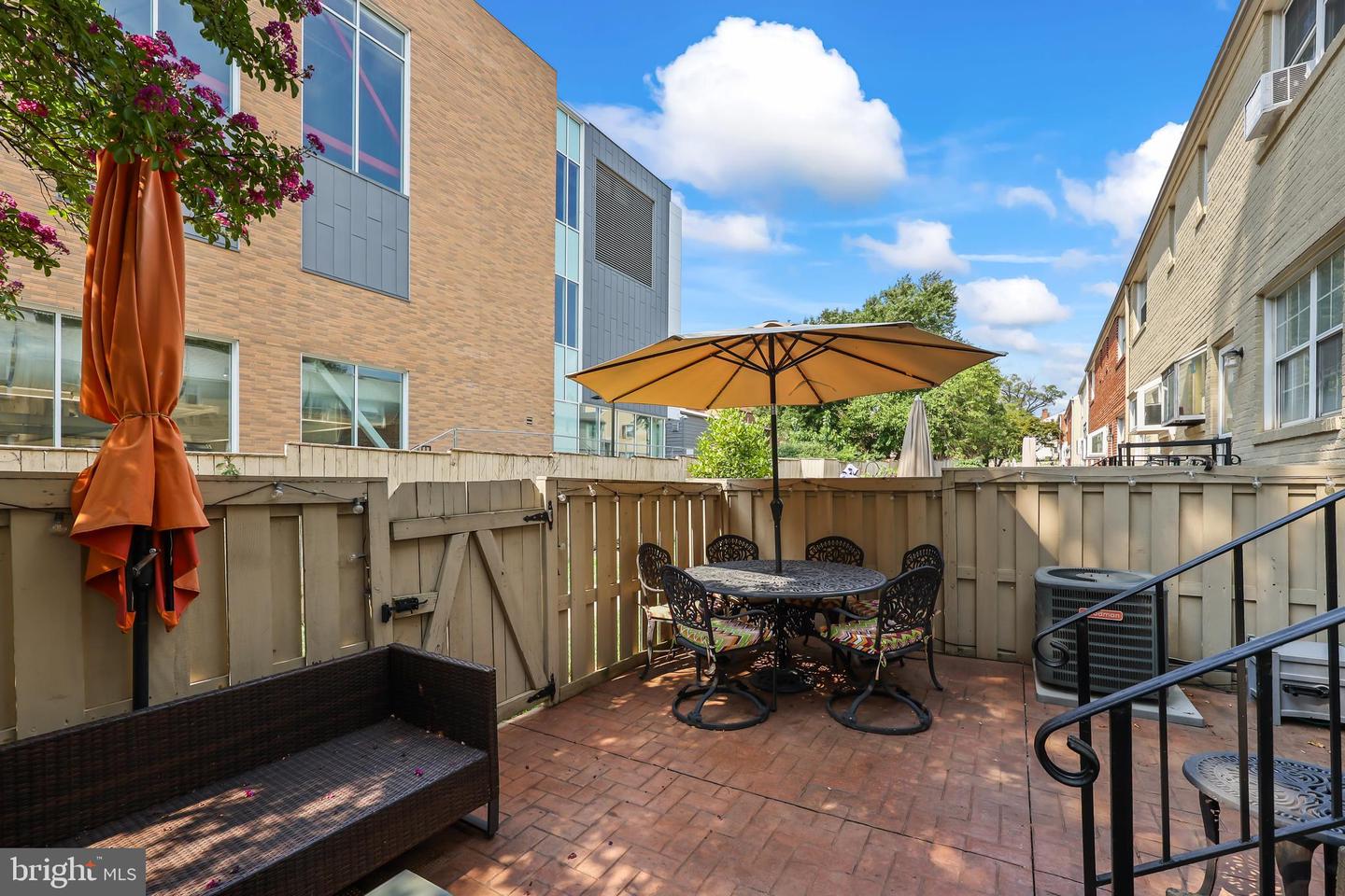 3742 KELLER AVE, ALEXANDRIA, Virginia 22302, 2 Bedrooms Bedrooms, ,2 BathroomsBathrooms,Residential,For sale,3742 KELLER AVE,VAAX2039844 MLS # VAAX2039844