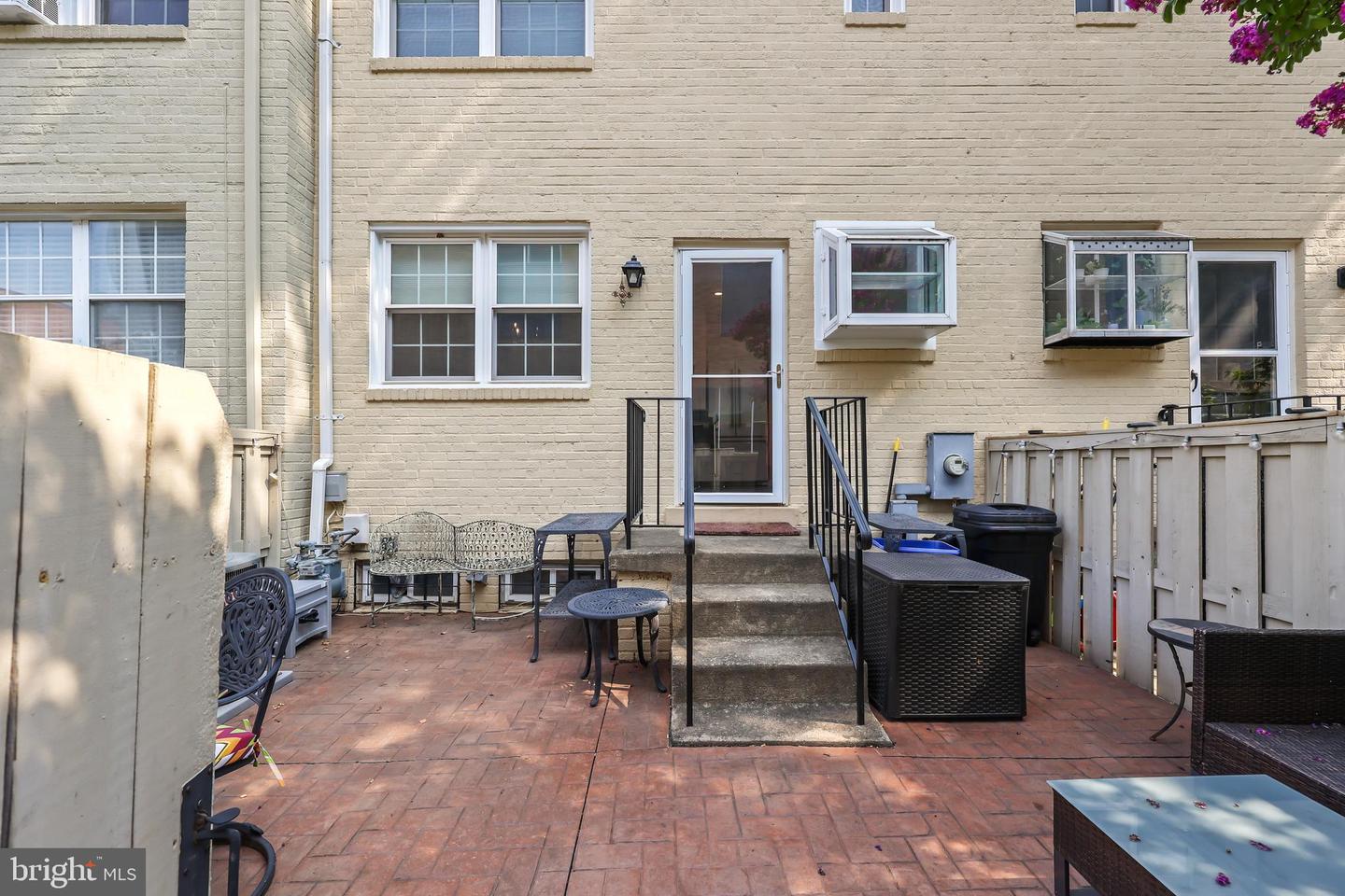 3742 KELLER AVE, ALEXANDRIA, Virginia 22302, 2 Bedrooms Bedrooms, ,2 BathroomsBathrooms,Residential,For sale,3742 KELLER AVE,VAAX2039844 MLS # VAAX2039844