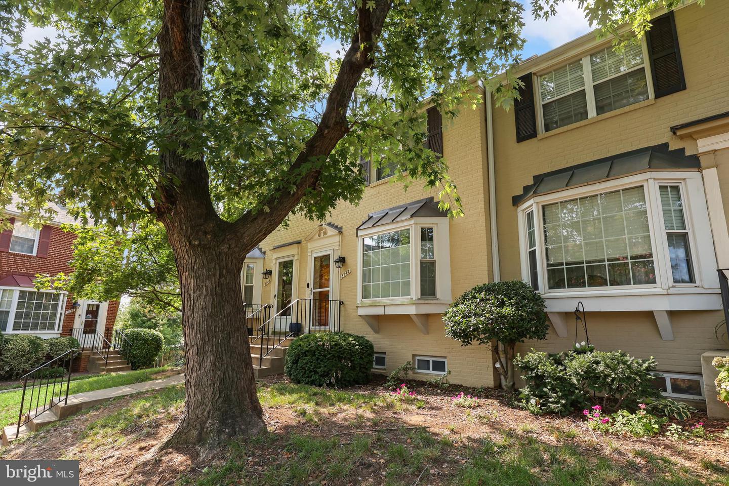 3742 KELLER AVE, ALEXANDRIA, Virginia 22302, 2 Bedrooms Bedrooms, ,2 BathroomsBathrooms,Residential,For sale,3742 KELLER AVE,VAAX2039844 MLS # VAAX2039844