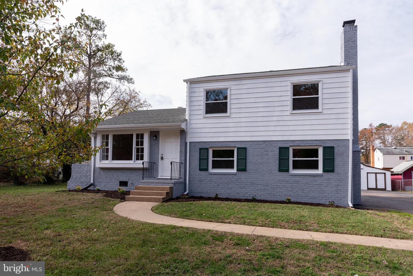 6606 BATTLEWOOD RD, NORTH CHESTERFIELD, Virginia 23224, 3 Bedrooms Bedrooms, ,2 BathroomsBathrooms,Residential,For sale,6606 BATTLEWOOD RD,VACF2000952 MLS # VACF2000952