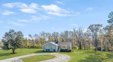 2801 RIVER RD W, MAIDENS, Virginia 23102, 4 Bedrooms Bedrooms, 9 Rooms Rooms,2 BathroomsBathrooms,Residential,For sale,2801 RIVER RD W,VAGO2000292 MLS # VAGO2000292