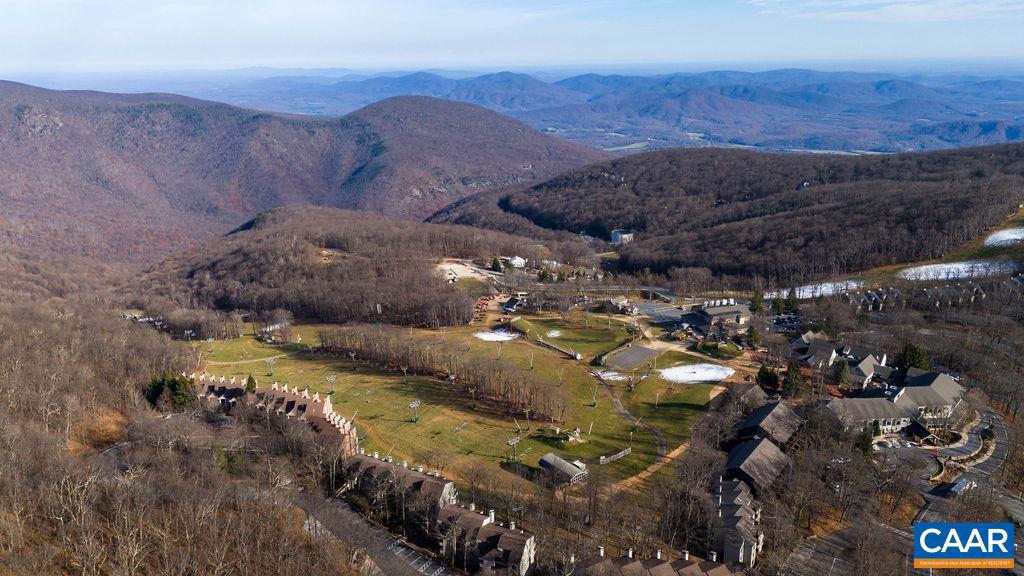 913 DIAMOND HILL CONDOS, WINTERGREEN RESORT, Virginia 22967, 1 Bedroom Bedrooms, ,1 BathroomBathrooms,Residential,For sale,913 DIAMOND HILL CONDOS,659118 MLS # 659118