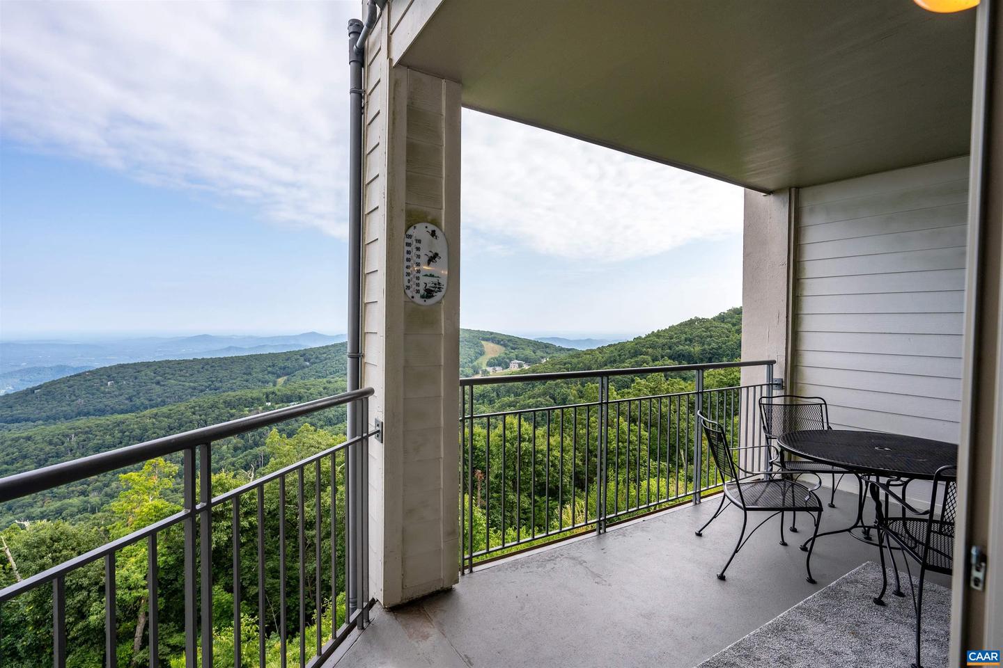 1581 VISTAS CONDOS #1581, WINTERGREEN RESORT, Virginia 22967, 2 Bedrooms Bedrooms, ,2 BathroomsBathrooms,Residential,For sale,1581 VISTAS CONDOS #1581,657921 MLS # 657921