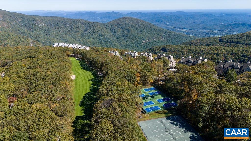 1581 VISTAS CONDOS #1581, WINTERGREEN RESORT, Virginia 22967, 2 Bedrooms Bedrooms, ,2 BathroomsBathrooms,Residential,For sale,1581 VISTAS CONDOS #1581,657921 MLS # 657921