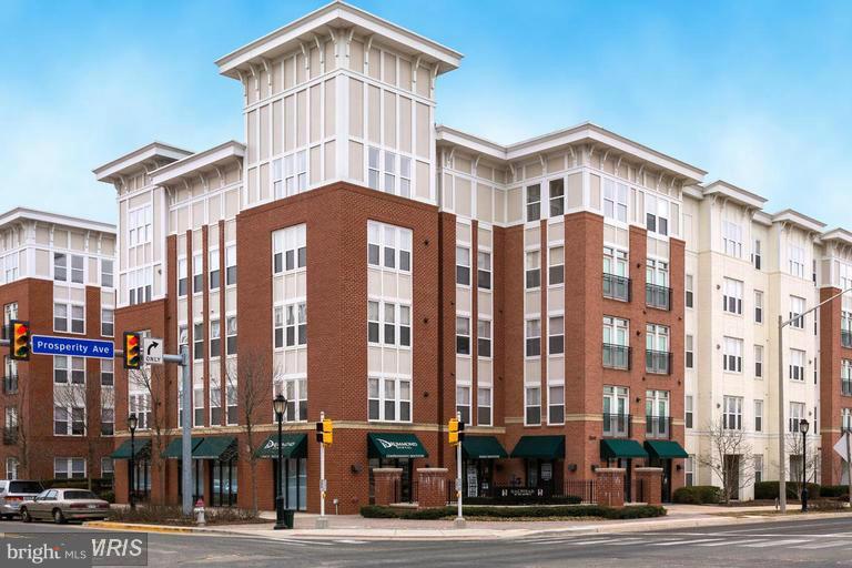 2665 PROSPERITY AVE #210, FAIRFAX, Virginia 22031, 1 Bedroom Bedrooms, ,1 BathroomBathrooms,Residential,For sale,2665 PROSPERITY AVE #210,VAFX2212232 MLS # VAFX2212232