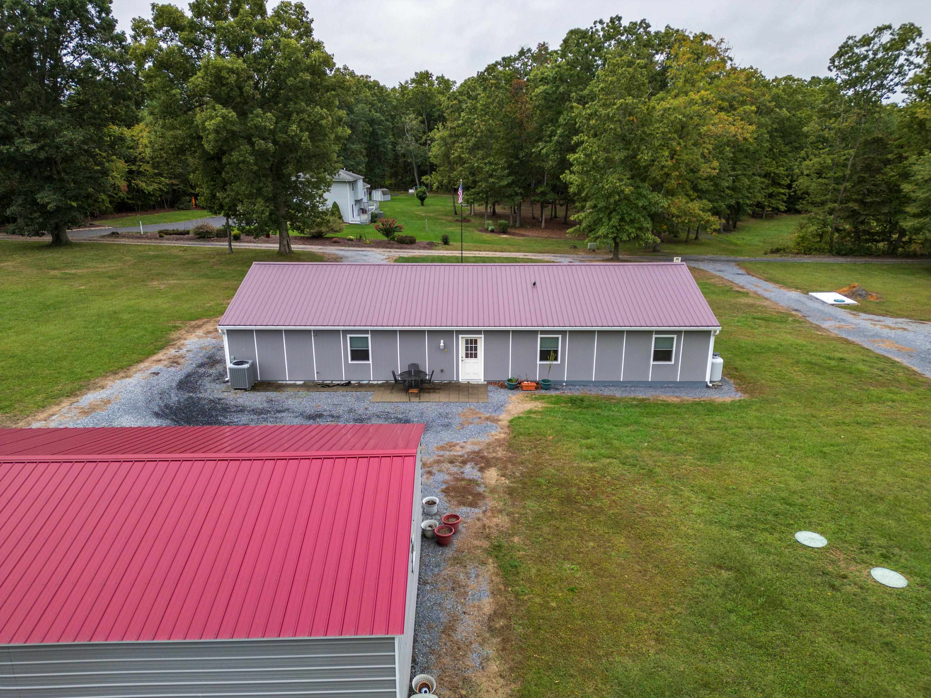 232 OLD BACK RD, RAPHINE, Virginia 24472, 3 Bedrooms Bedrooms, ,3 BathroomsBathrooms,Residential,232 OLD BACK RD,657191 MLS # 657191