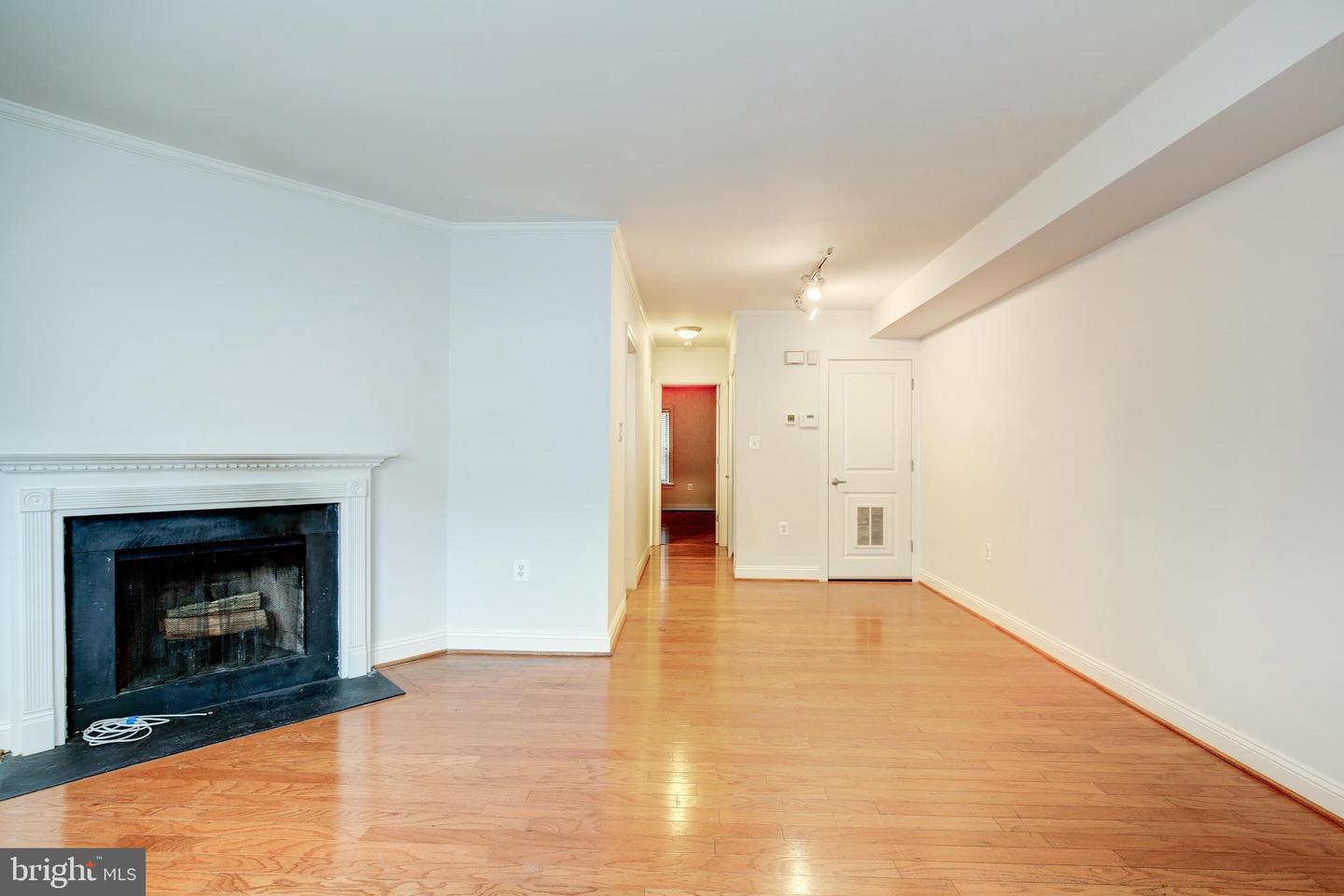 44 15TH ST NE #44, WASHINGTON, District Of Columbia 20002, 1 Bedroom Bedrooms, ,1 BathroomBathrooms,Residential,For sale,44 15TH ST NE #44,DCDC2138482 MLS # DCDC2138482