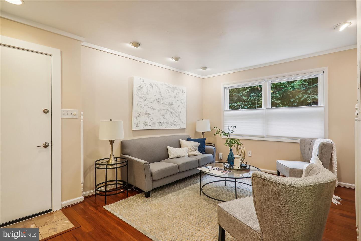 469 NW RIDGE ST NW #1, WASHINGTON, District Of Columbia 20001, 1 Bedroom Bedrooms, 4 Rooms Rooms,1 BathroomBathrooms,Residential,For sale,469 NW RIDGE ST NW #1,DCDC2141168 MLS # DCDC2141168