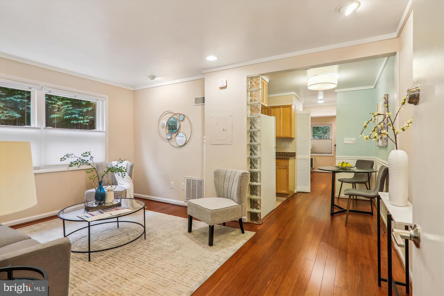 469 NW RIDGE ST NW #1, WASHINGTON, District Of Columbia 20001, 1 Bedroom Bedrooms, 4 Rooms Rooms,1 BathroomBathrooms,Residential,For sale,469 NW RIDGE ST NW #1,DCDC2141168 MLS # DCDC2141168