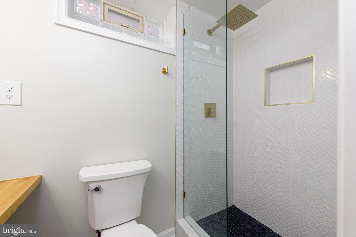 532 SOMERSET PL NW, WASHINGTON, District Of Columbia 20011, 3 Bedrooms Bedrooms, ,2 BathroomsBathrooms,Residential,For sale,532 SOMERSET PL NW,DCDC2160376 MLS # DCDC2160376