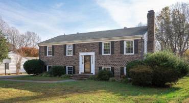 1725 SOURWOOD PL, CHARLOTTESVILLE, Virginia 22911, 5 Bedrooms Bedrooms, ,3 BathroomsBathrooms,Residential,For sale,1725 SOURWOOD PL,659150 MLS # 659150