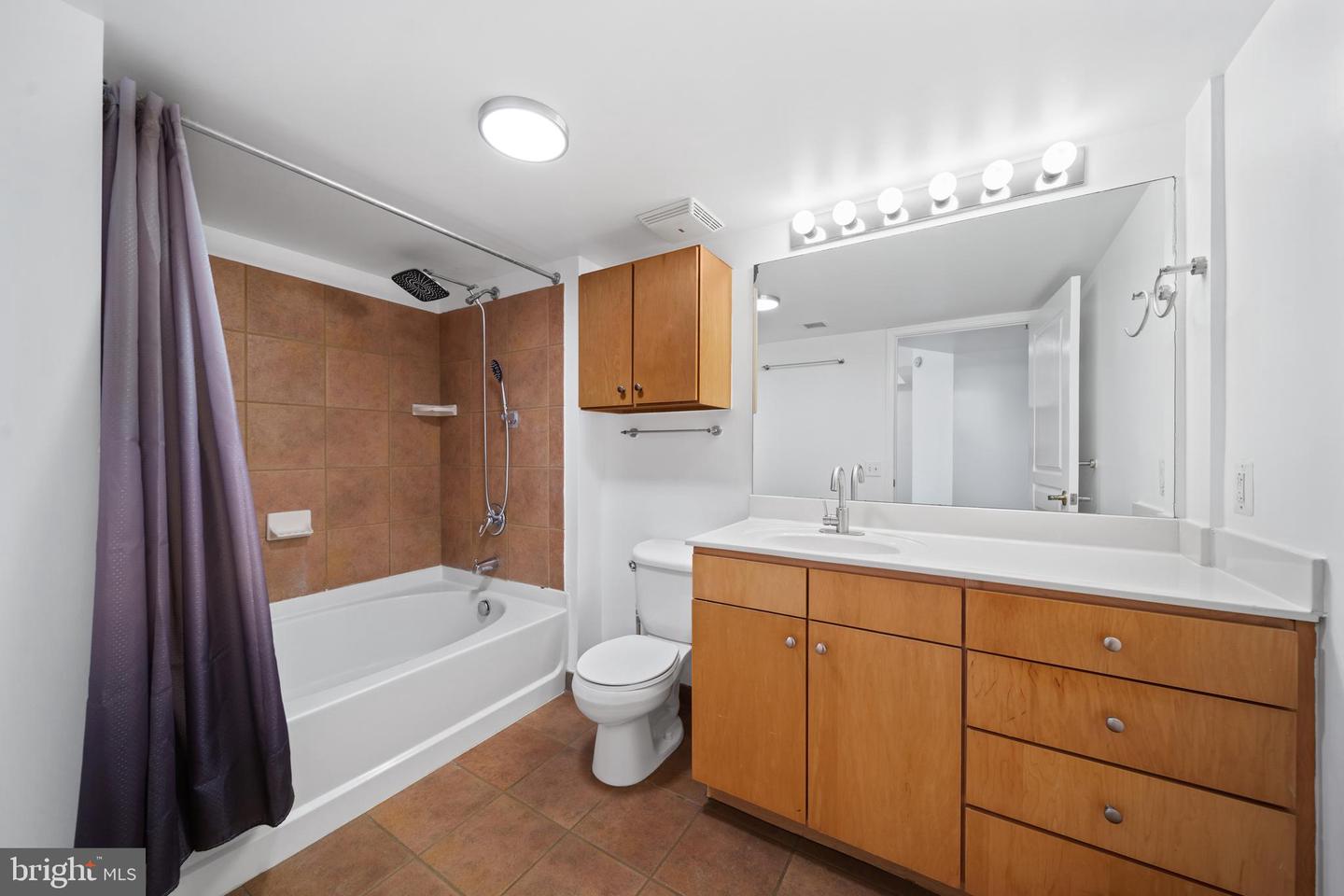 631 D ST NW #1025, WASHINGTON, District Of Columbia 20004, 2 Bedrooms Bedrooms, ,1 BathroomBathrooms,Residential,For sale,631 D ST NW #1025,DCDC2164046 MLS # DCDC2164046