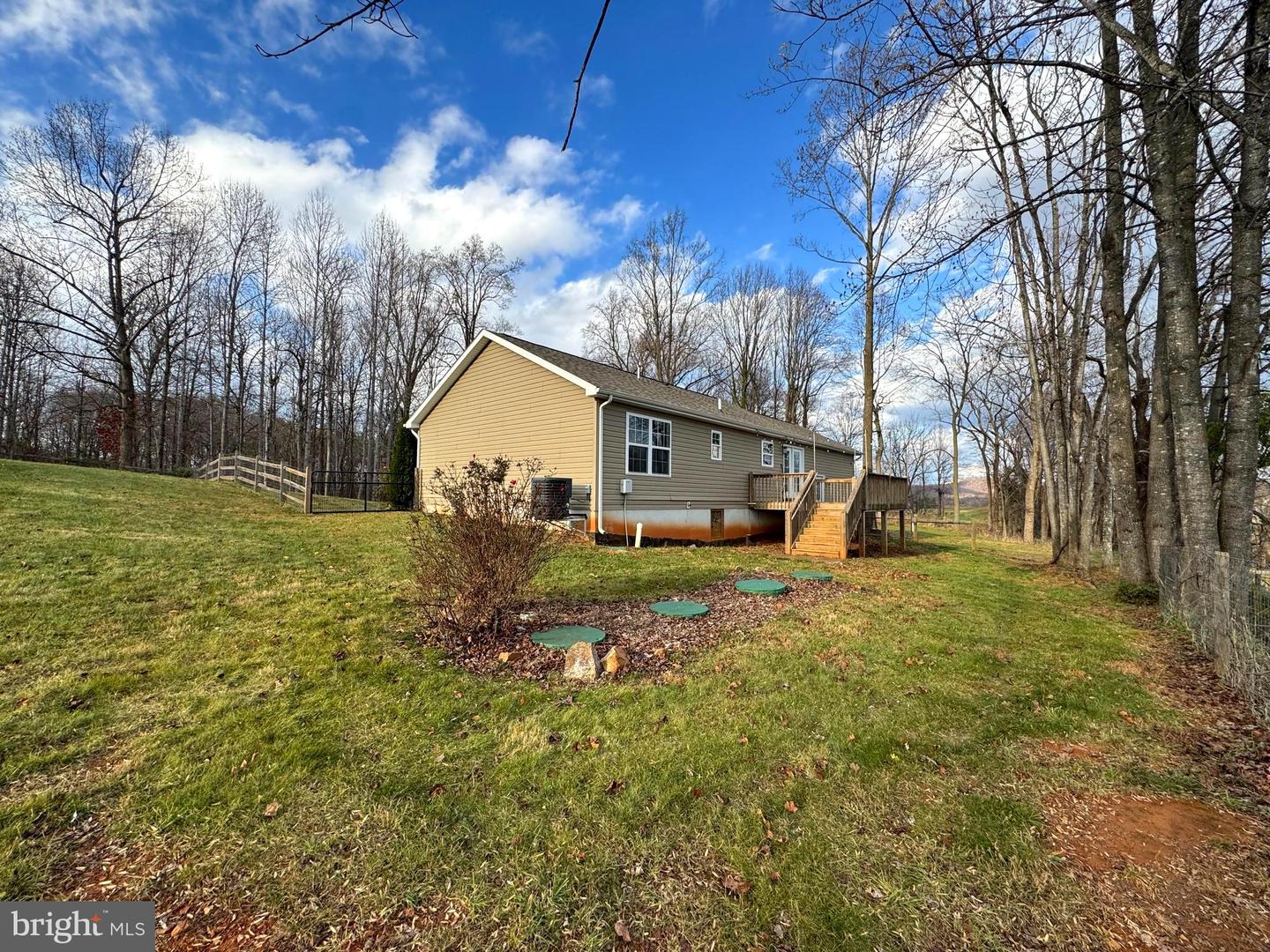 20116 BARCLAY LN, RAPIDAN, Virginia 22733, 3 Bedrooms Bedrooms, ,2 BathroomsBathrooms,Residential,For sale,20116 BARCLAY LN,VAOR2008442 MLS # VAOR2008442