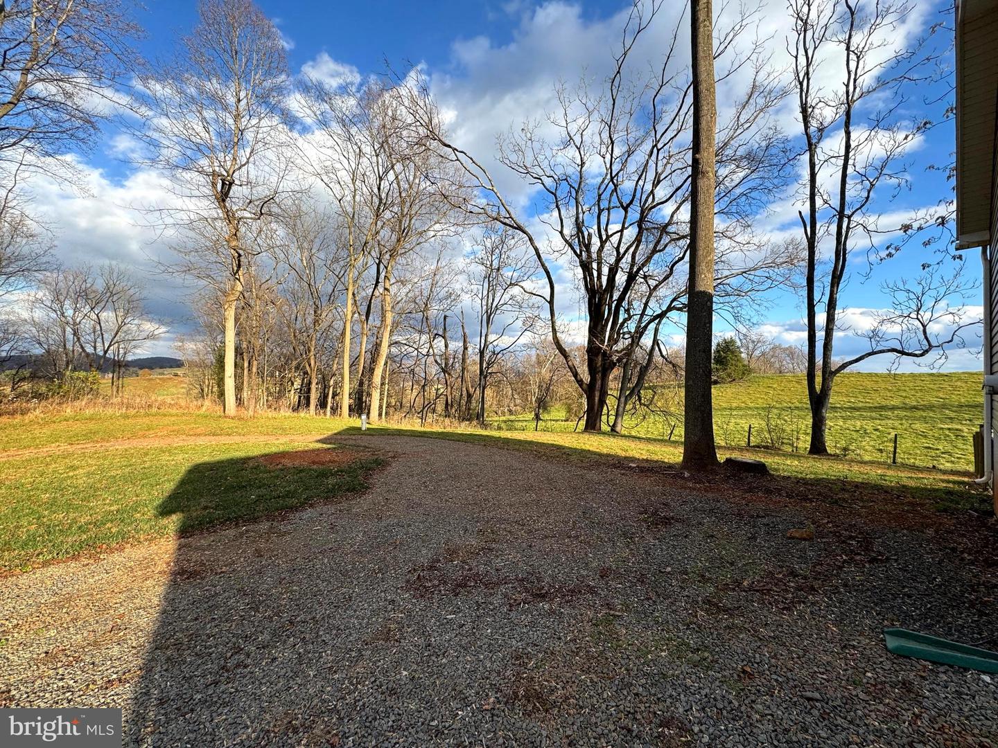 20116 BARCLAY LN, RAPIDAN, Virginia 22733, 3 Bedrooms Bedrooms, ,2 BathroomsBathrooms,Residential,For sale,20116 BARCLAY LN,VAOR2008442 MLS # VAOR2008442