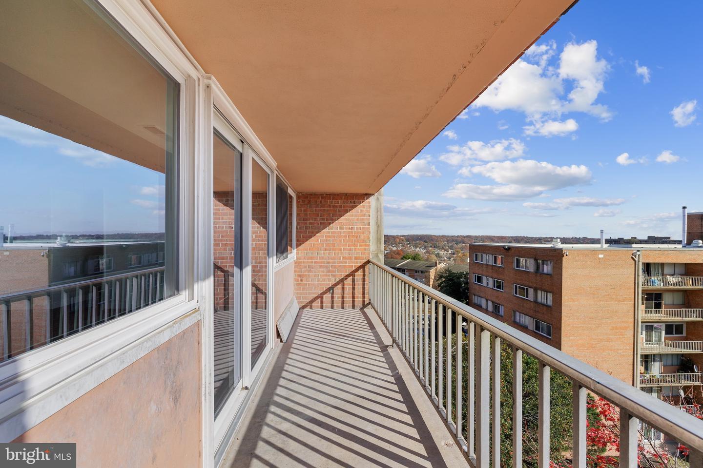 401 N ARMISTEAD ST #505, ALEXANDRIA, Virginia 22312, 2 Bedrooms Bedrooms, ,1 BathroomBathrooms,Residential,For sale,401 N ARMISTEAD ST #505,VAAX2039886 MLS # VAAX2039886