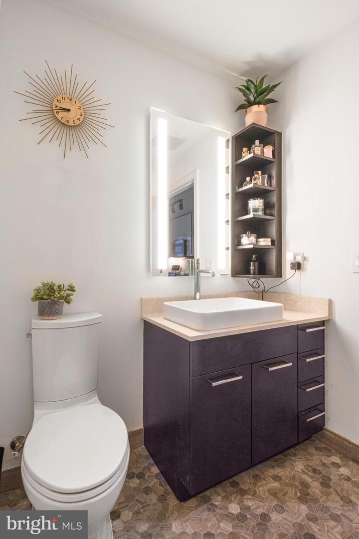70 N ST SE #N416, WASHINGTON, District Of Columbia 20003, 1 Bedroom Bedrooms, ,1 BathroomBathrooms,Residential,For sale,70 N ST SE #N416,DCDC2170534 MLS # DCDC2170534