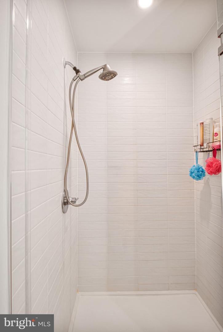 70 N ST SE #N416, WASHINGTON, District Of Columbia 20003, 1 Bedroom Bedrooms, ,1 BathroomBathrooms,Residential,For sale,70 N ST SE #N416,DCDC2170534 MLS # DCDC2170534