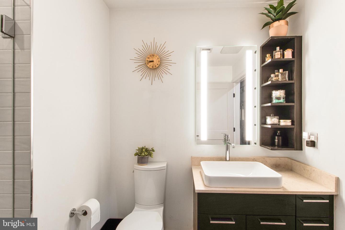 70 N ST SE #N416, WASHINGTON, District Of Columbia 20003, 1 Bedroom Bedrooms, ,1 BathroomBathrooms,Residential,For sale,70 N ST SE #N416,DCDC2170534 MLS # DCDC2170534
