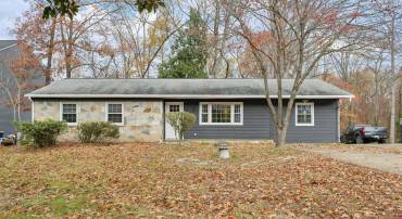 941 FICKLEN RD, FREDERICKSBURG, Virginia 22405, 3 Bedrooms Bedrooms, ,1 BathroomBathrooms,Residential,For sale,941 FICKLEN RD,VAST2034582 MLS # VAST2034582