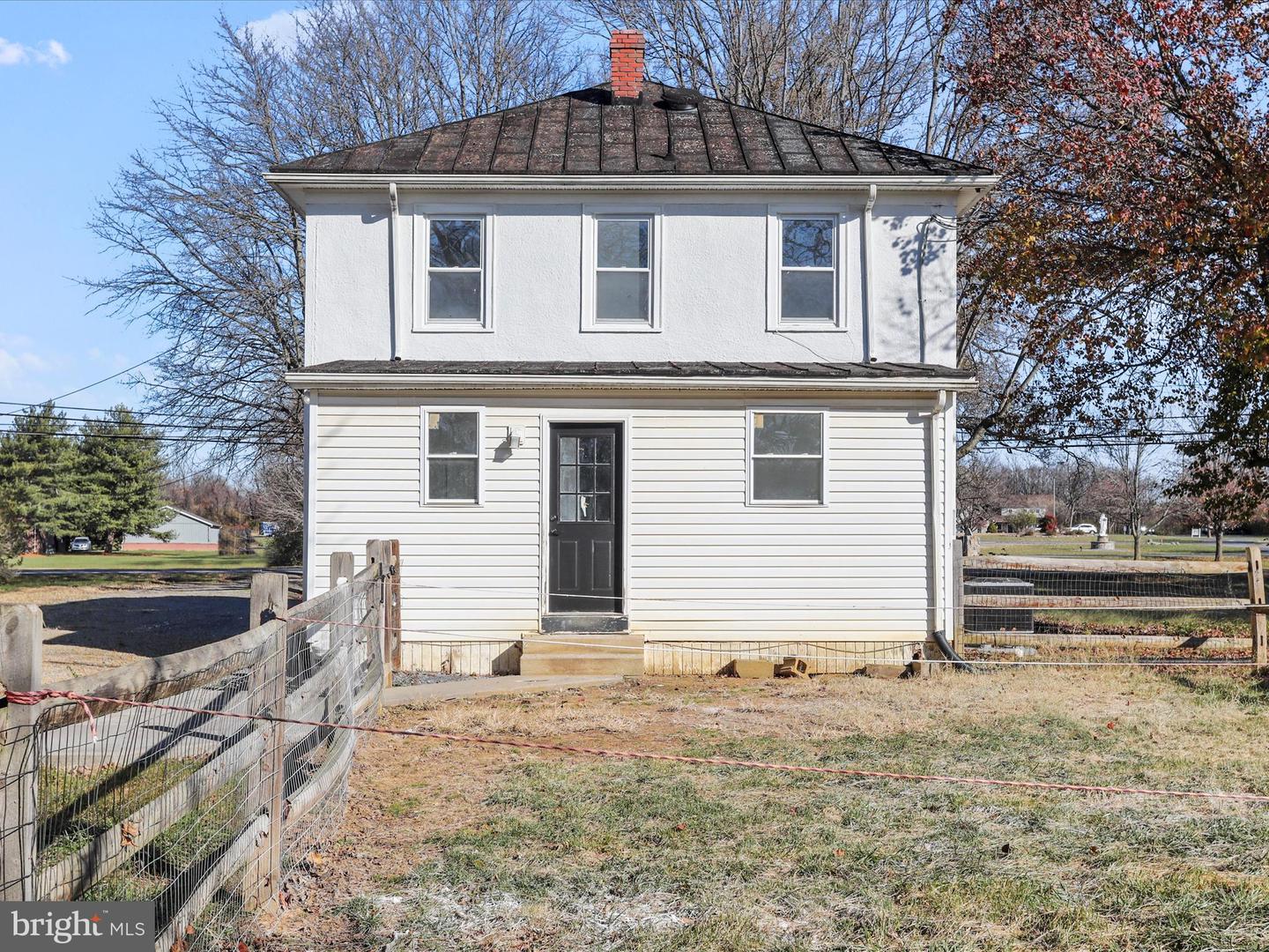 1015 W MAIN ST, BERRYVILLE, Virginia 22611, 3 Bedrooms Bedrooms, ,2 BathroomsBathrooms,Residential,For sale,1015 W MAIN ST,VACL2003200 MLS # VACL2003200