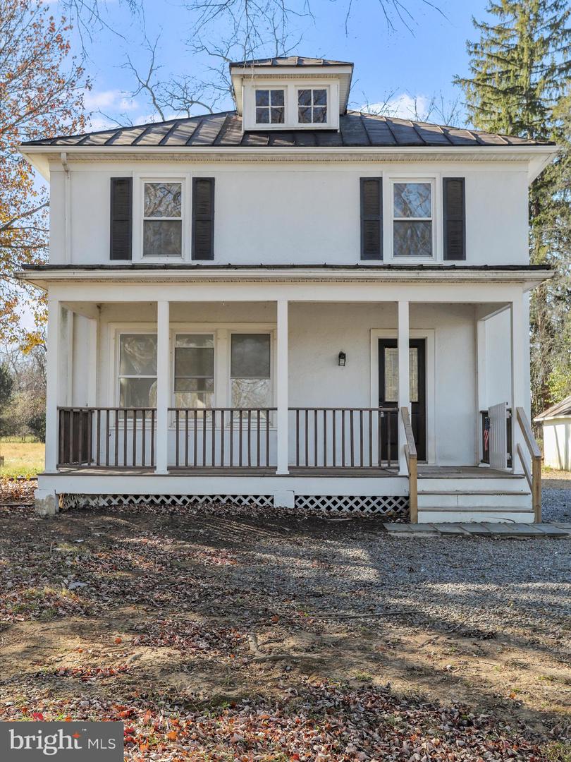 1015 W MAIN ST, BERRYVILLE, Virginia 22611, 3 Bedrooms Bedrooms, ,2 BathroomsBathrooms,Residential,For sale,1015 W MAIN ST,VACL2003200 MLS # VACL2003200