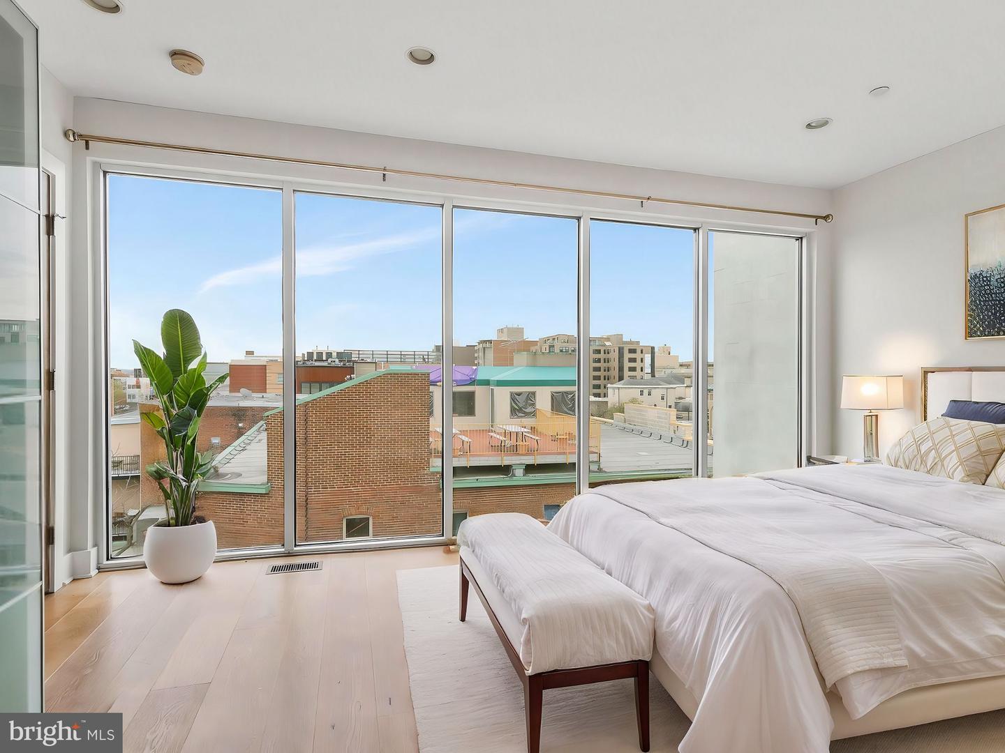 1476 HARVARD ST NW #PH, WASHINGTON, District Of Columbia 20009, 3 Bedrooms Bedrooms, ,3 BathroomsBathrooms,Residential,For sale,1476 HARVARD ST NW #PH,DCDC2170244 MLS # DCDC2170244 1476 HARVARD ST NW #PH, WASHINGTON, District Of Columbia 20009, 3 Bedrooms Bedrooms, ,3 BathroomsBathrooms,Residential,For sale,1476 HARVARD ST NW #PH,DCDC2170244 MLS # DCDC2170244