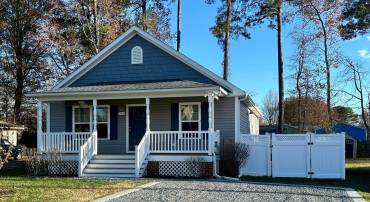 308 3RD ST, COLONIAL BEACH, Virginia 22443, 3 Bedrooms Bedrooms, ,2 BathroomsBathrooms,Residential,For sale,308 3RD ST,VAWE2007870 MLS # VAWE2007870