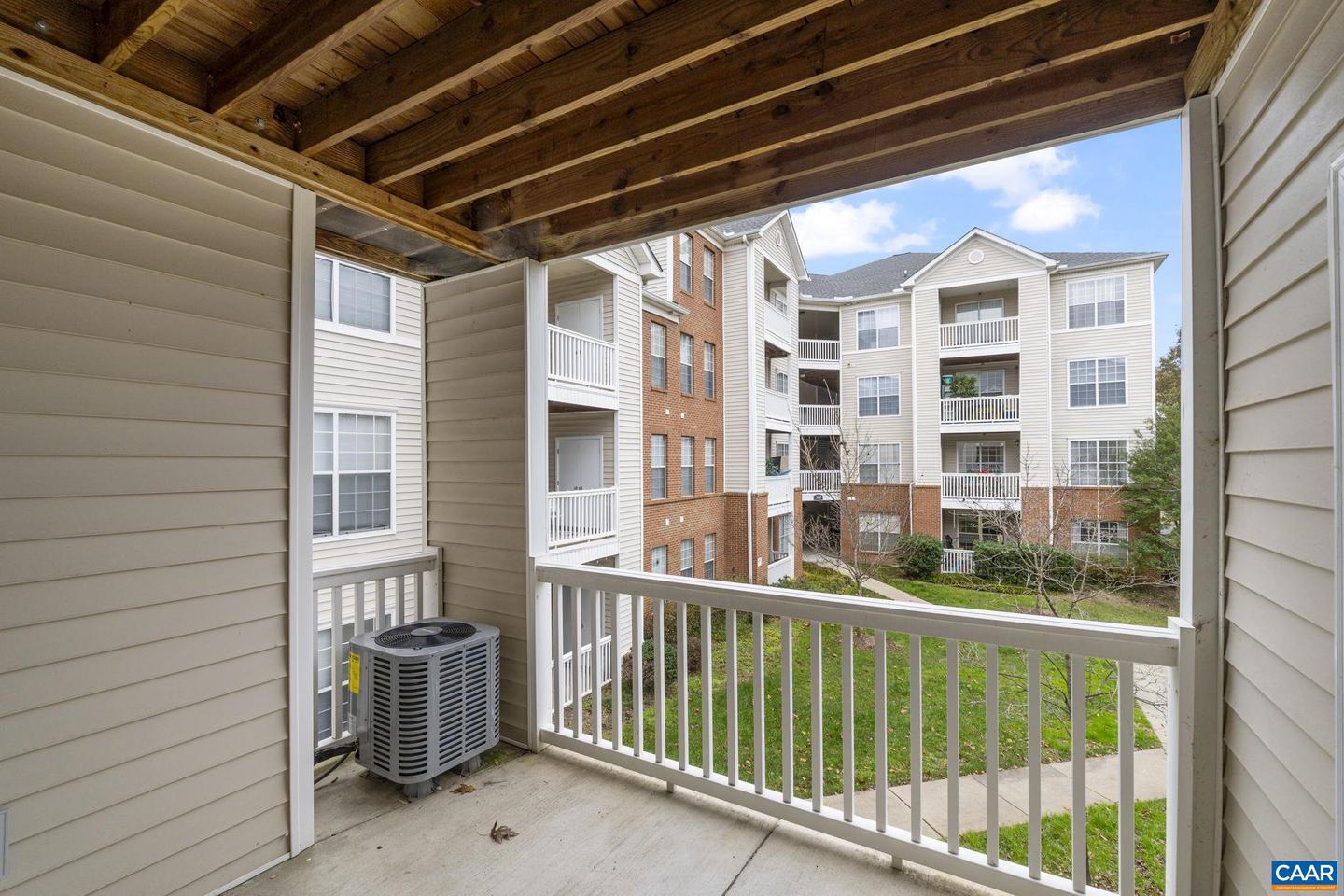 320 RIVERBEND DR #3C, CHARLOTTESVILLE, Virginia 22911, 1 Bedroom Bedrooms, ,1 BathroomBathrooms,Residential,For sale,320 RIVERBEND DR #3C,659197 MLS # 659197