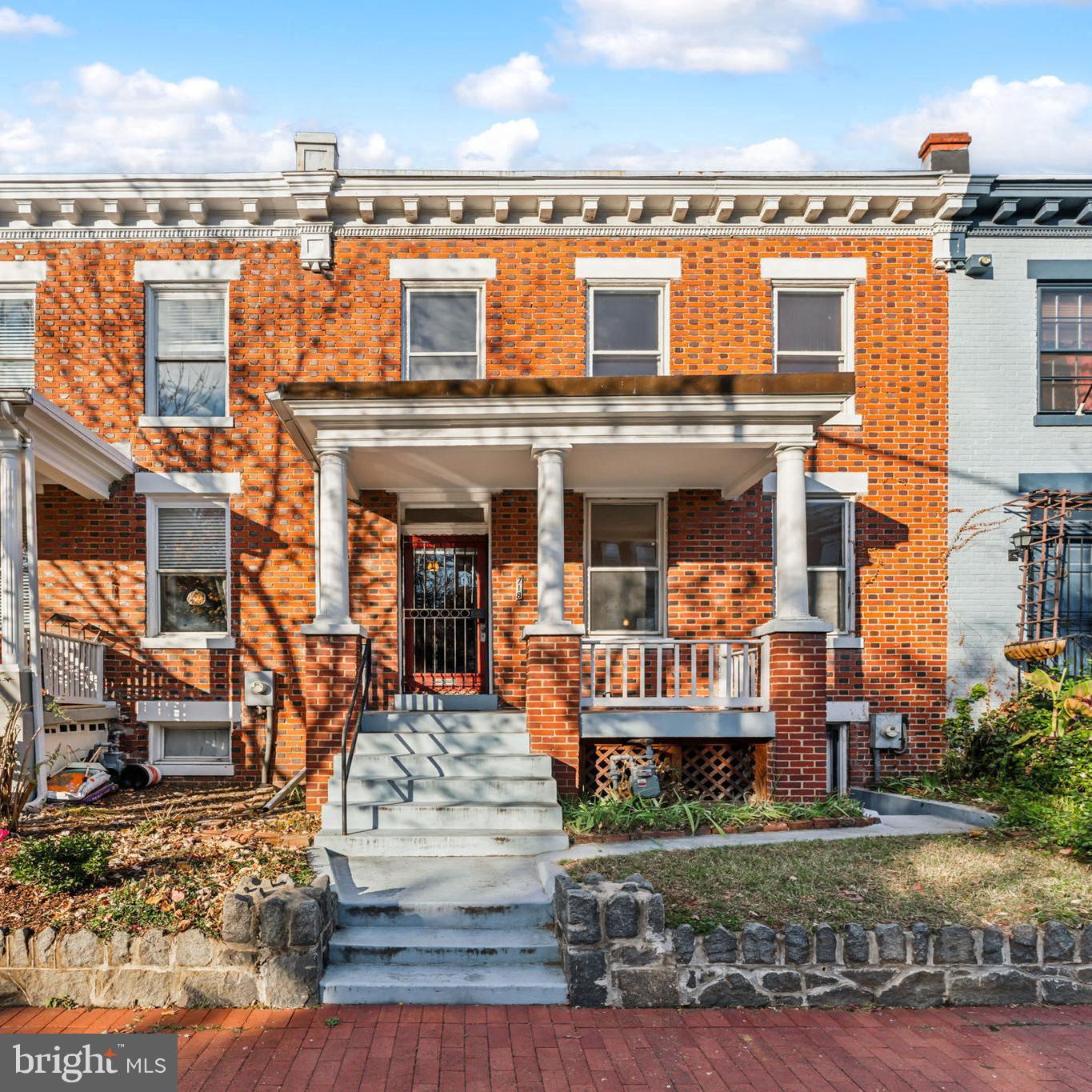 718 E ST NE, WASHINGTON, District Of Columbia 20002, 4 Bedrooms Bedrooms, ,2 BathroomsBathrooms,Residential,For sale,718 E ST NE,DCDC2170696 MLS # DCDC2170696