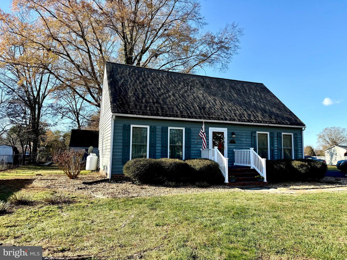 101 COLLEGE AVE, WARSAW, Virginia 22572, 3 Bedrooms Bedrooms, 7 Rooms Rooms,2 BathroomsBathrooms,Residential,For sale,101 COLLEGE AVE,VARV2000422 MLS # VARV2000422