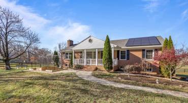 18985 AIRMONT RD, PURCELLVILLE, Virginia 20132, 3 Bedrooms Bedrooms, ,3 BathroomsBathrooms,Residential,For sale,18985 AIRMONT RD,VALO2077966 MLS # VALO2077966