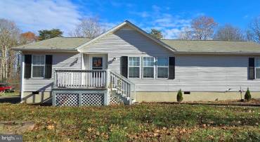 12711 FLINTLOCK DR, SPOTSYLVANIA, Virginia 22551, 3 Bedrooms Bedrooms, ,2 BathroomsBathrooms,Residential,For sale,12711 FLINTLOCK DR,VASP2029572 MLS # VASP2029572