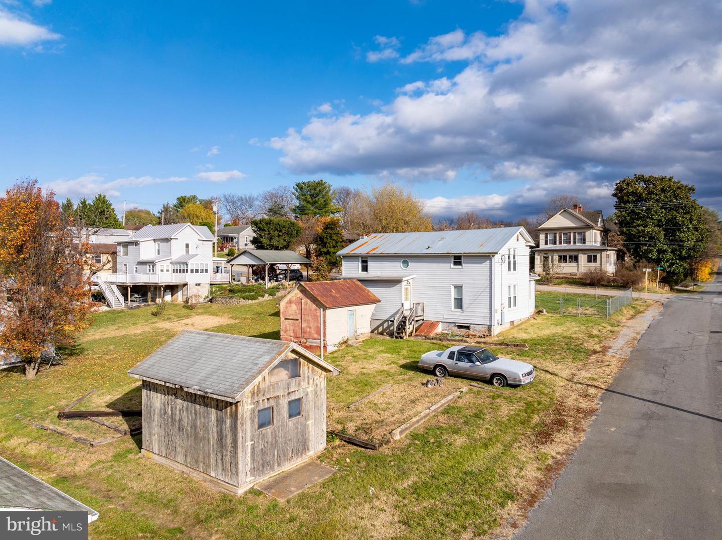 301 N 3RD ST, SHENANDOAH, Virginia 22849, 3 Bedrooms Bedrooms, ,1 BathroomBathrooms,Residential,For sale,301 N 3RD ST,VAPA2004254 MLS # VAPA2004254