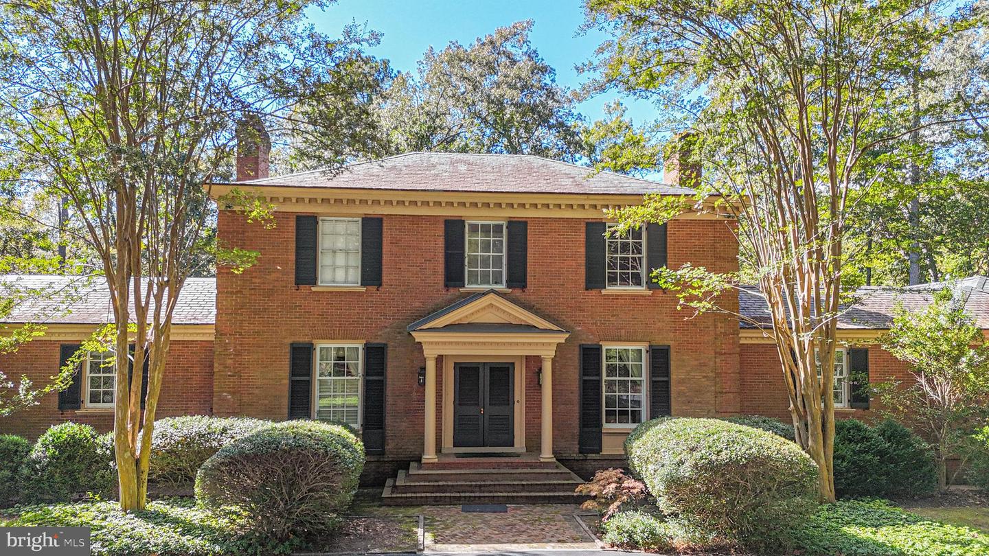 214 ROLFE RD, WILLIAMSBURG, Virginia 23185, 5 Bedrooms Bedrooms, 10 Rooms Rooms,5 BathroomsBathrooms,Residential,For sale,214 ROLFE RD,VAJC2000370 MLS # VAJC2000370