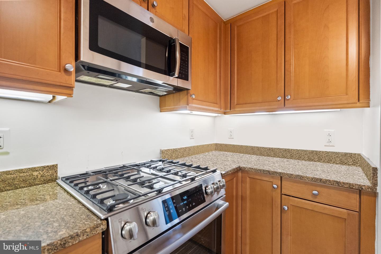 1155 23RD ST NW #PH1M, WASHINGTON, District Of Columbia 20037, 2 Bedrooms Bedrooms, ,2 BathroomsBathrooms,Residential,For sale,1155 23RD ST NW #PH1M,DCDC2170336 MLS # DCDC2170336
