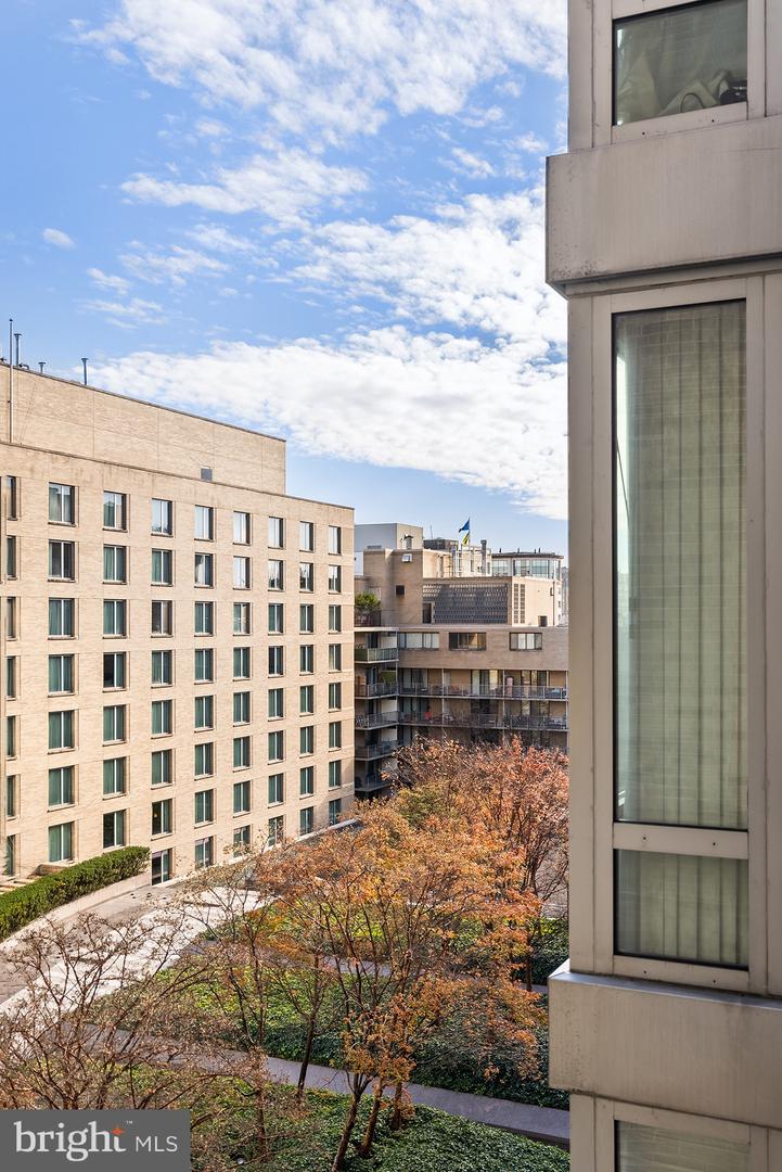 1155 23RD ST NW #PH1M, WASHINGTON, District Of Columbia 20037, 2 Bedrooms Bedrooms, ,2 BathroomsBathrooms,Residential,For sale,1155 23RD ST NW #PH1M,DCDC2170336 MLS # DCDC2170336