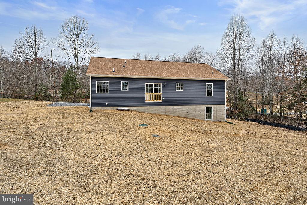 200 SECLUSION SHORES DR, MINERAL, Virginia 23117, 5 Bedrooms Bedrooms, ,3 BathroomsBathrooms,Residential,For sale,200 SECLUSION SHORES DR,VALA2006996 MLS # VALA2006996