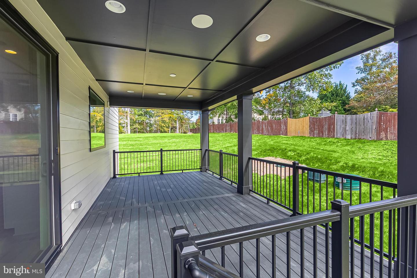 9205 FRANKS POINT LN, LORTON, Virginia 22079, 5 Bedrooms Bedrooms, ,5 BathroomsBathrooms,Residential,For sale,9205 FRANKS POINT LN,VAFX2213560 MLS # VAFX2213560