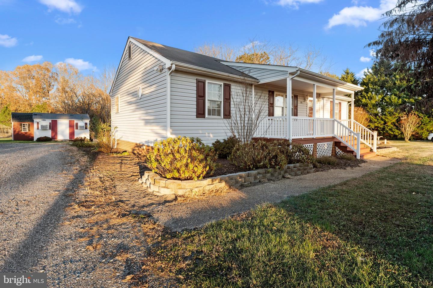 213 OLD HOWERTON RD, TAPPAHANNOCK, Virginia 22560, 3 Bedrooms Bedrooms, 5 Rooms Rooms,2 BathroomsBathrooms,Residential,For sale,213 OLD HOWERTON RD,VAES2000760 MLS # VAES2000760