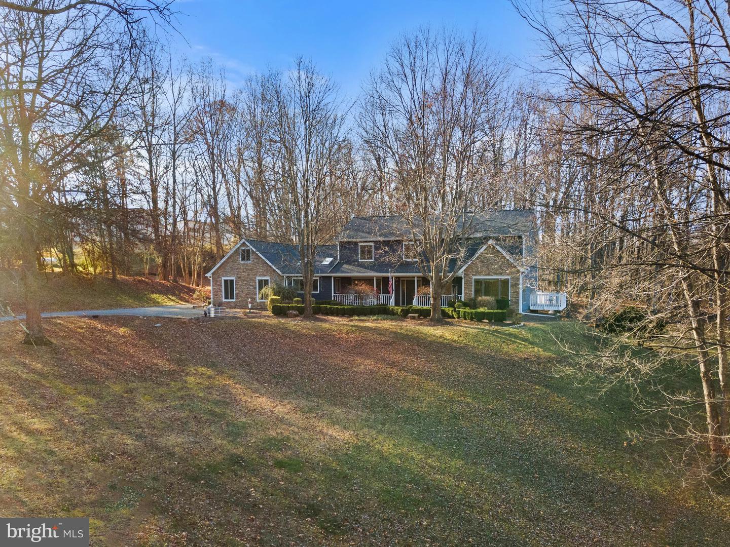 5224 DIXONS MILL RD, MARSHALL, Virginia 20115, 5 Bedrooms Bedrooms, ,5 BathroomsBathrooms,Residential,For sale,5224 DIXONS MILL RD,VAFQ2014848 MLS # VAFQ2014848