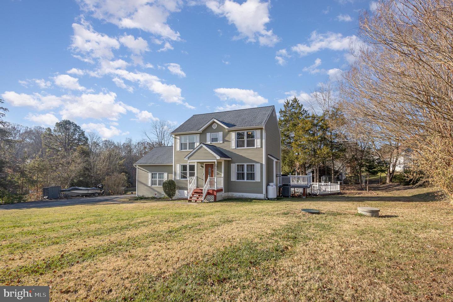 2 PLEASURE CT, STAFFORD, Virginia 22556, 4 Bedrooms Bedrooms, ,3 BathroomsBathrooms,Residential,For sale,2 PLEASURE CT,VAST2034666 MLS # VAST2034666