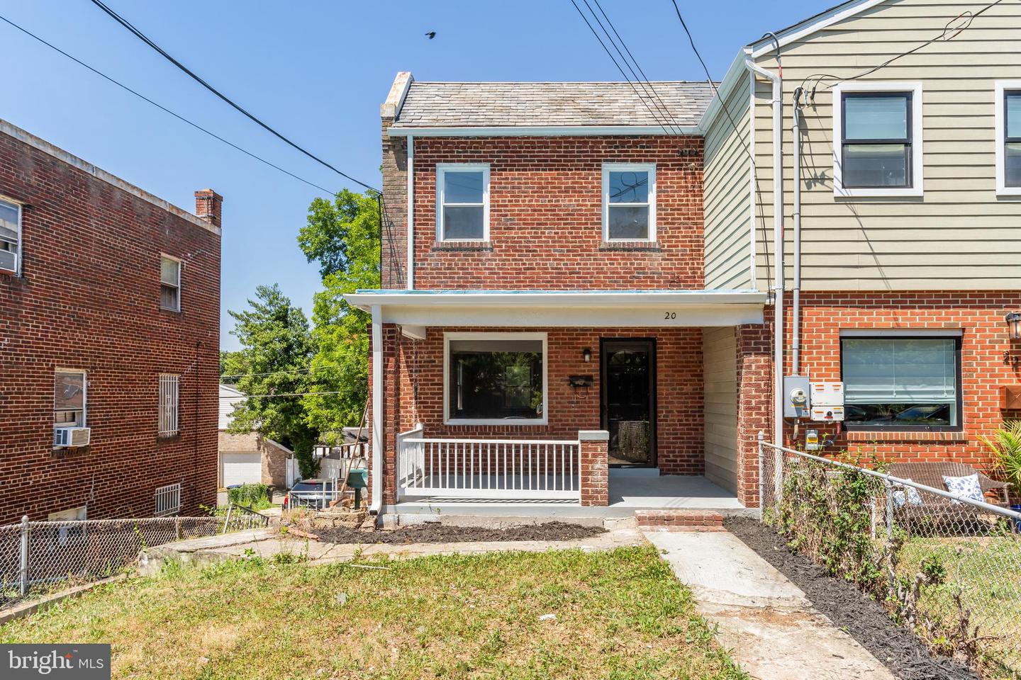 20 BURNS ST NE, WASHINGTON, District Of Columbia 20019, 3 Bedrooms Bedrooms, ,2 BathroomsBathrooms,Residential,For sale,20 BURNS ST NE,DCDC2147256 MLS # DCDC2147256