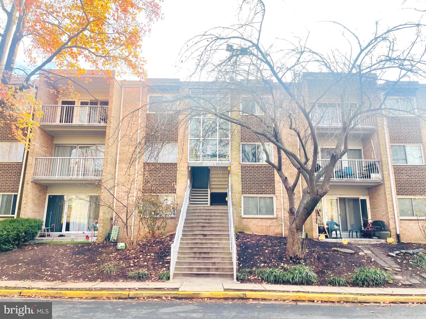 2901 CHARING CROSS RD #12/8, FALLS CHURCH, Virginia 22042, 1 Bedroom Bedrooms, ,1 BathroomBathrooms,Residential,For sale,2901 CHARING CROSS RD #12/8,VAFX2213808 MLS # VAFX2213808