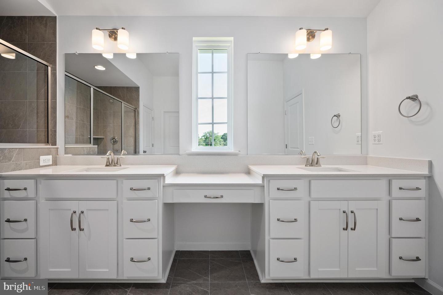 623 PLAINVIEW DR, FREDERICKSBURG, Virginia 22405, 4 Bedrooms Bedrooms, ,3 BathroomsBathrooms,Residential,For sale,623 PLAINVIEW DR,VAST2034672 MLS # VAST2034672