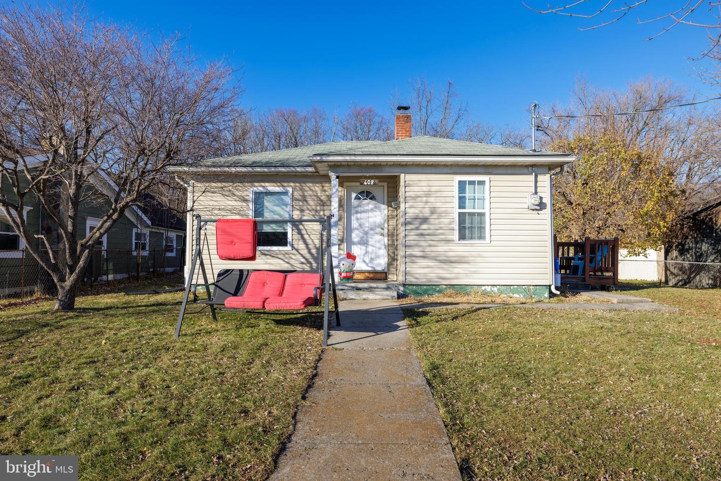 608 HAWKINS ST, HARRISONBURG, Virginia 22801, 2 Bedrooms Bedrooms, ,1 BathroomBathrooms,Residential,For sale,608 HAWKINS ST,VAHC2000356 MLS # VAHC2000356