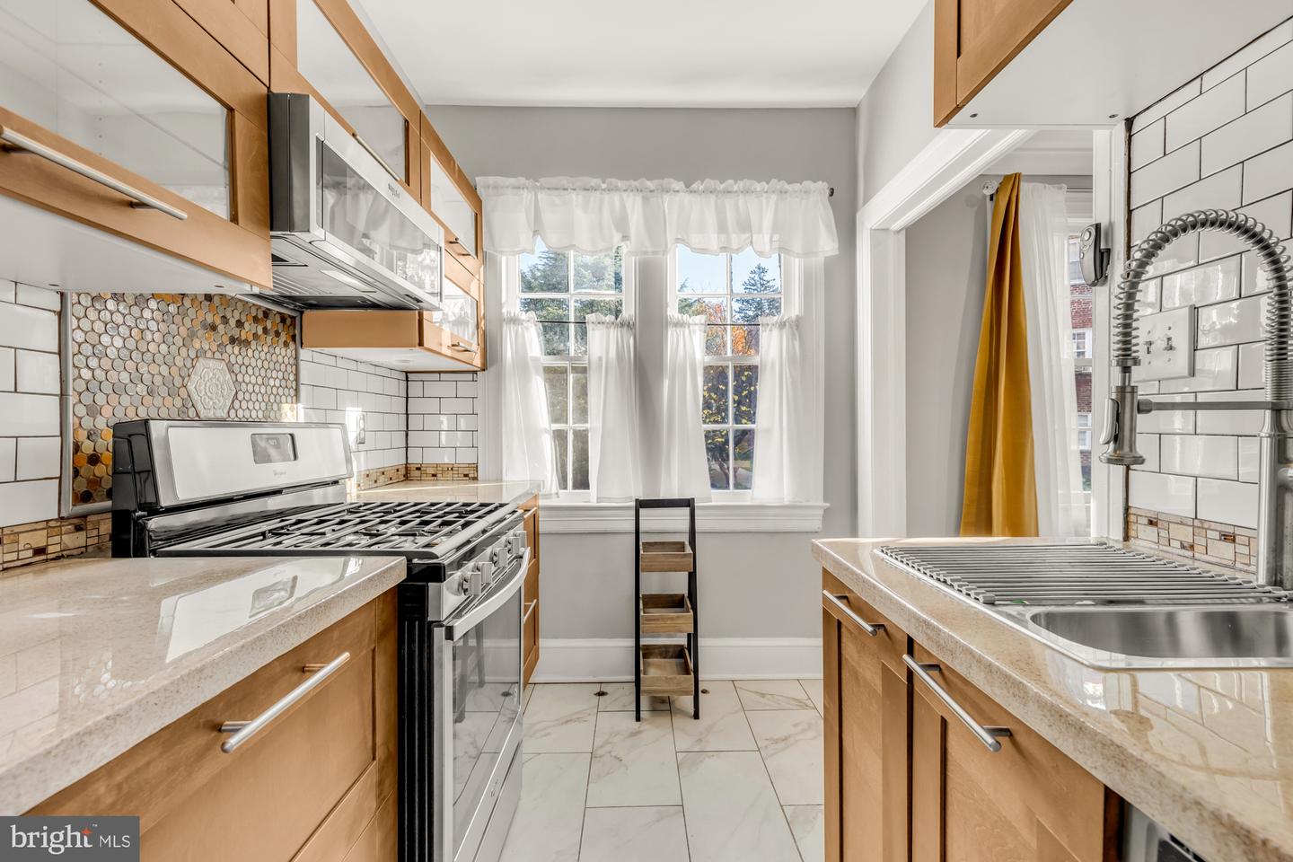 4915 3RD ST NW #102, WASHINGTON, District Of Columbia 20011, 1 Bedroom Bedrooms, 4 Rooms Rooms,1 BathroomBathrooms,Residential,For sale,4915 3RD ST NW #102,DCDC2170528 MLS # DCDC2170528