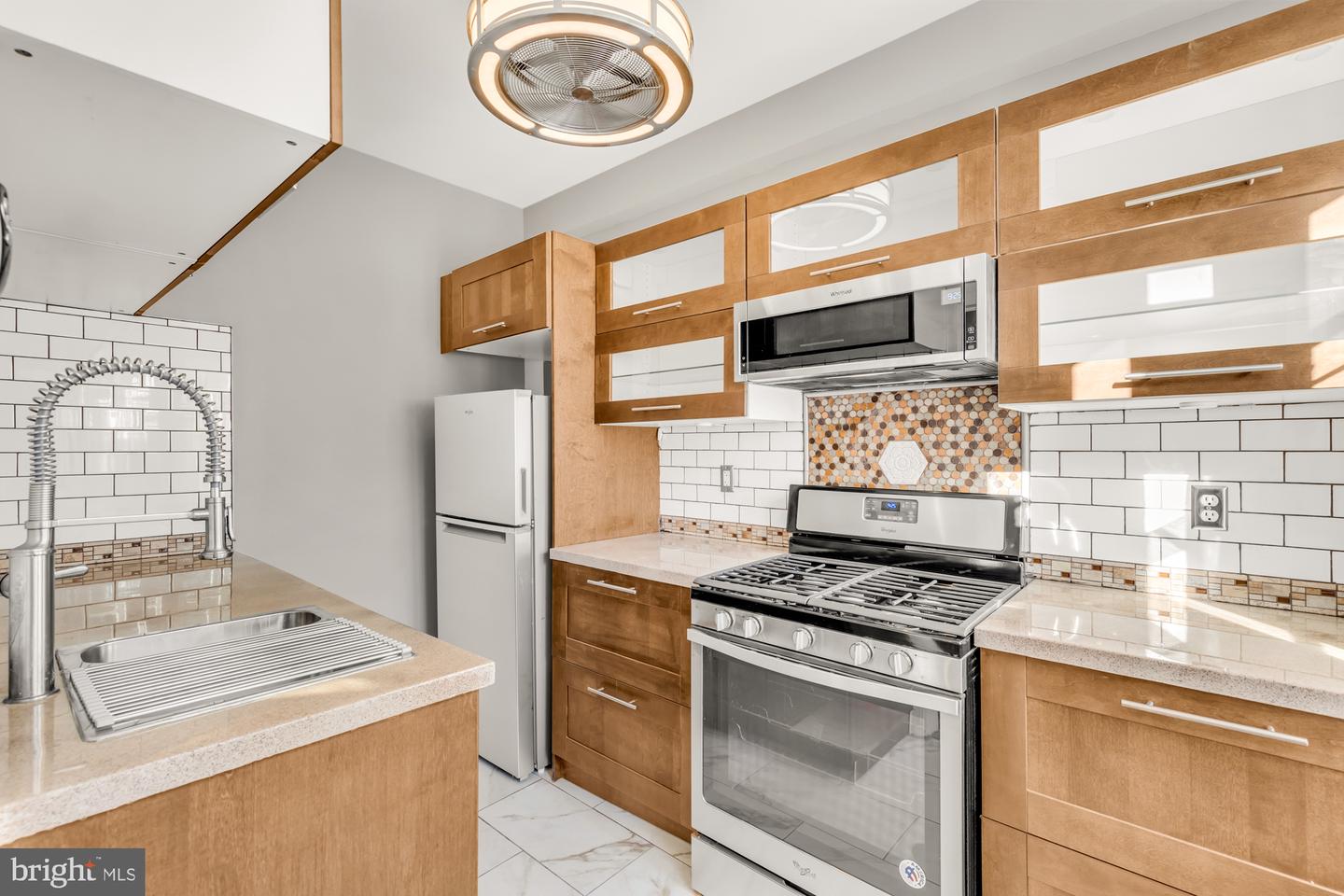 4915 3RD ST NW #102, WASHINGTON, District Of Columbia 20011, 1 Bedroom Bedrooms, 4 Rooms Rooms,1 BathroomBathrooms,Residential,For sale,4915 3RD ST NW #102,DCDC2170528 MLS # DCDC2170528