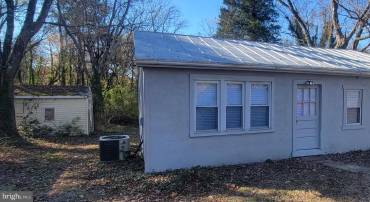 1521 DARBYTOWN RD, RICHMOND, Virginia 23231, 2 Bedrooms Bedrooms, 4 Rooms Rooms,1 BathroomBathrooms,Residential,For sale,1521 DARBYTOWN RD,VAHN2000780 MLS # VAHN2000780