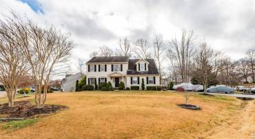 1 LYNCHESTER DR, FREDERICKSBURG, Virginia 22406, 4 Bedrooms Bedrooms, ,3 BathroomsBathrooms,Residential,For sale,1 LYNCHESTER DR,VAST2034770 MLS # VAST2034770