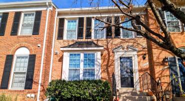 6224 WALKERS CROFT WAY, ALEXANDRIA, Virginia 22315, 2 Bedrooms Bedrooms, ,3 BathroomsBathrooms,Residential,For sale,6224 WALKERS CROFT WAY,VAFX2213202 MLS # VAFX2213202